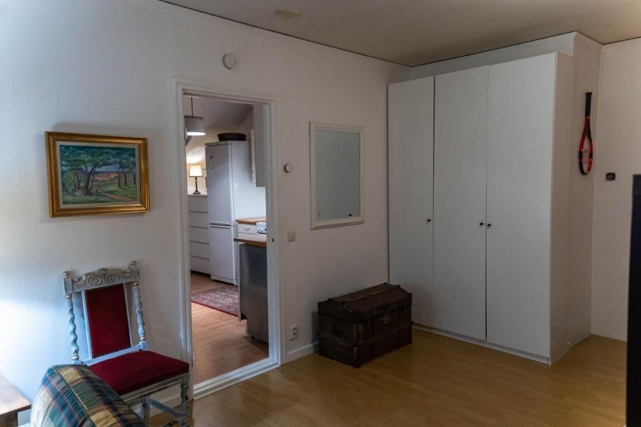 Mysig Takvaning Med Balkong Eskilstuna Exterior photo