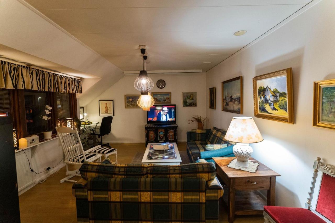 Mysig Takvaning Med Balkong Eskilstuna Exterior photo